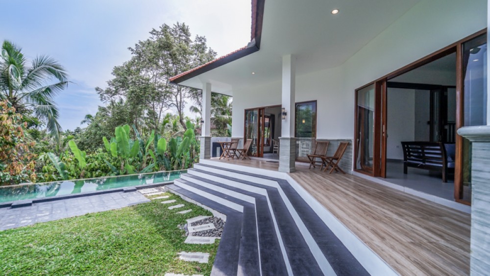 Vila Minimalis Modern dengan Pemandangan Laut untuk Dijual di Jembrana