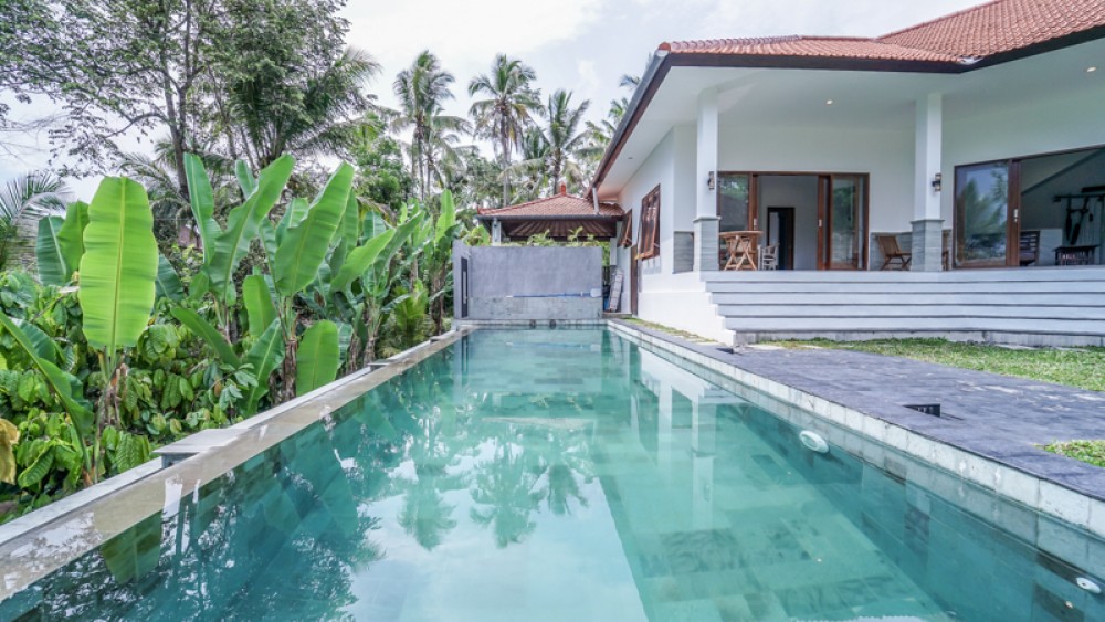 Vila Minimalis Modern dengan Pemandangan Laut untuk Dijual di Jembrana