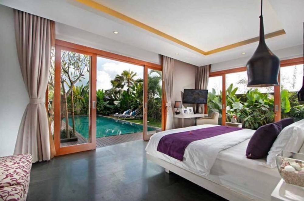 Charming Freehold Villa dengan Pemandangan Laut untuk Dijual di Cemagi
