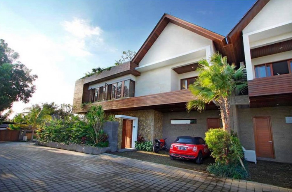 Charming Freehold Villa dengan Pemandangan Laut untuk Dijual di Cemagi