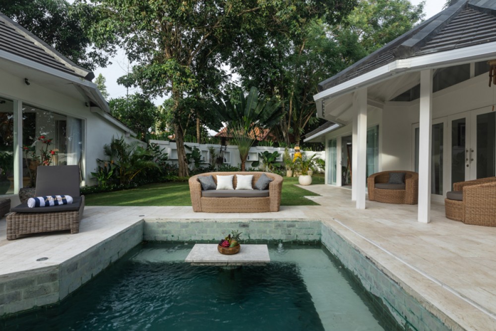 Charming Three Bedrooms Villa Dijual di Canggu