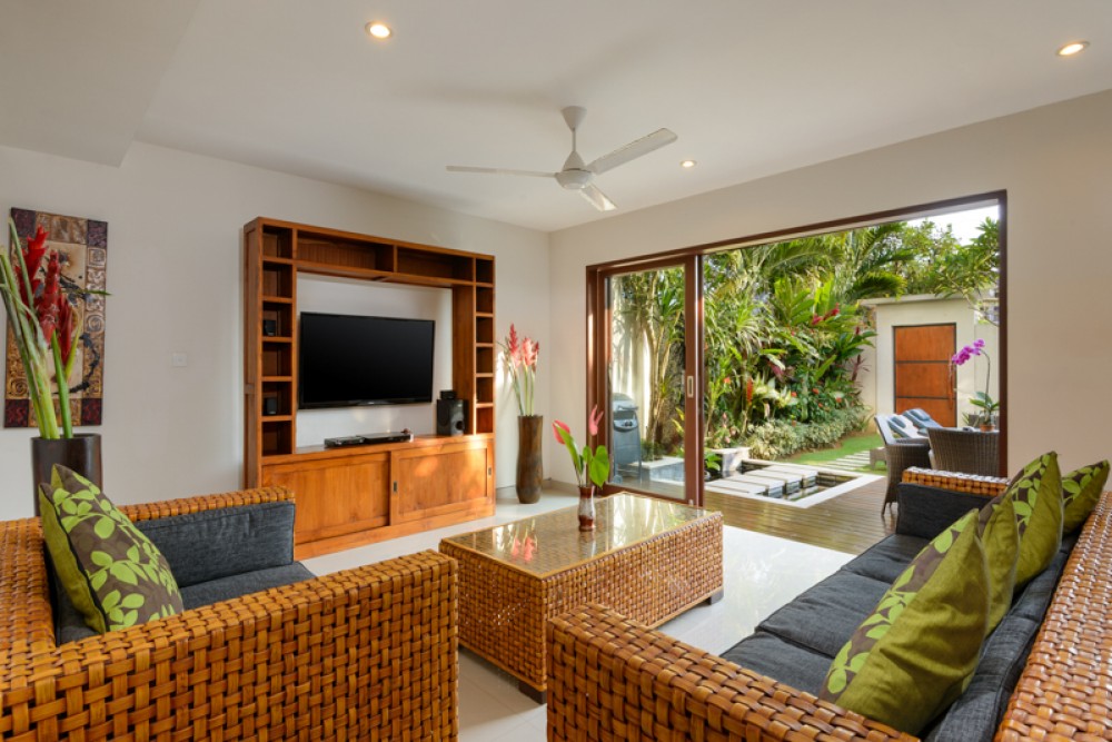 Charming Freehold Villa for Sale in Prime Location of Canggu