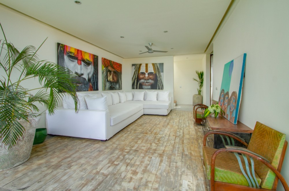 Stylish and Comfortable Three Bedrooms Villa for Sale in Seminyak