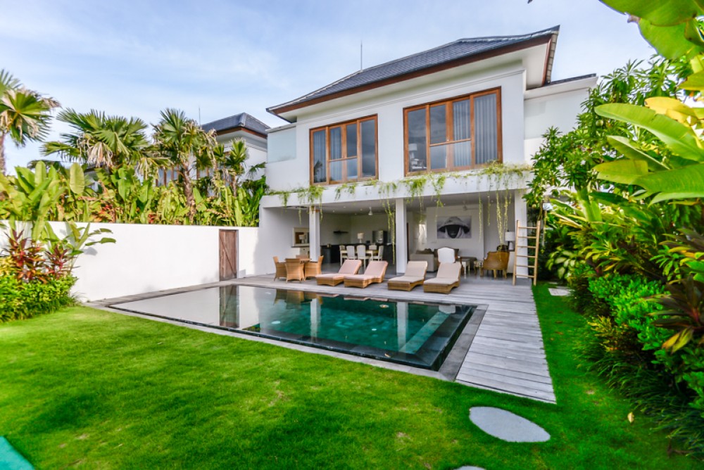 Charmante villa de trois chambres à coucher à vendre à Prime Location de Seminyak