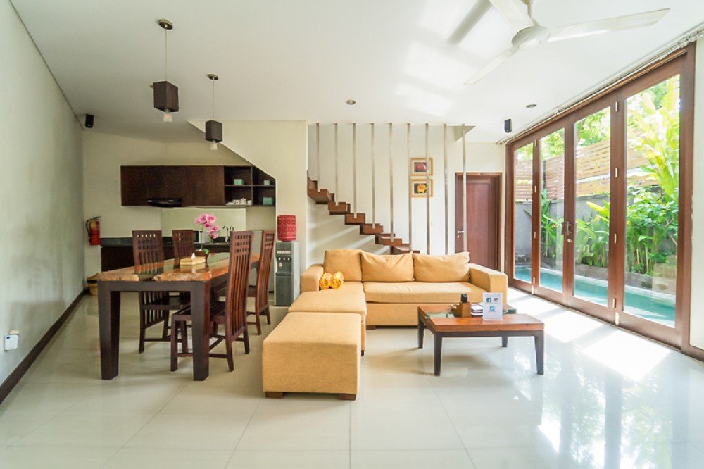 Charming Two Bedrooms Villa Complex for Sale in Canggu