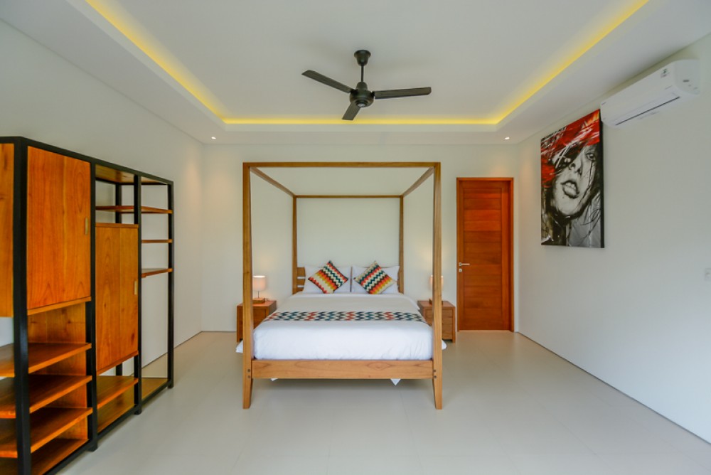 Villa Modern Tiga Kamar Tidur Baru Dijual di Ubud