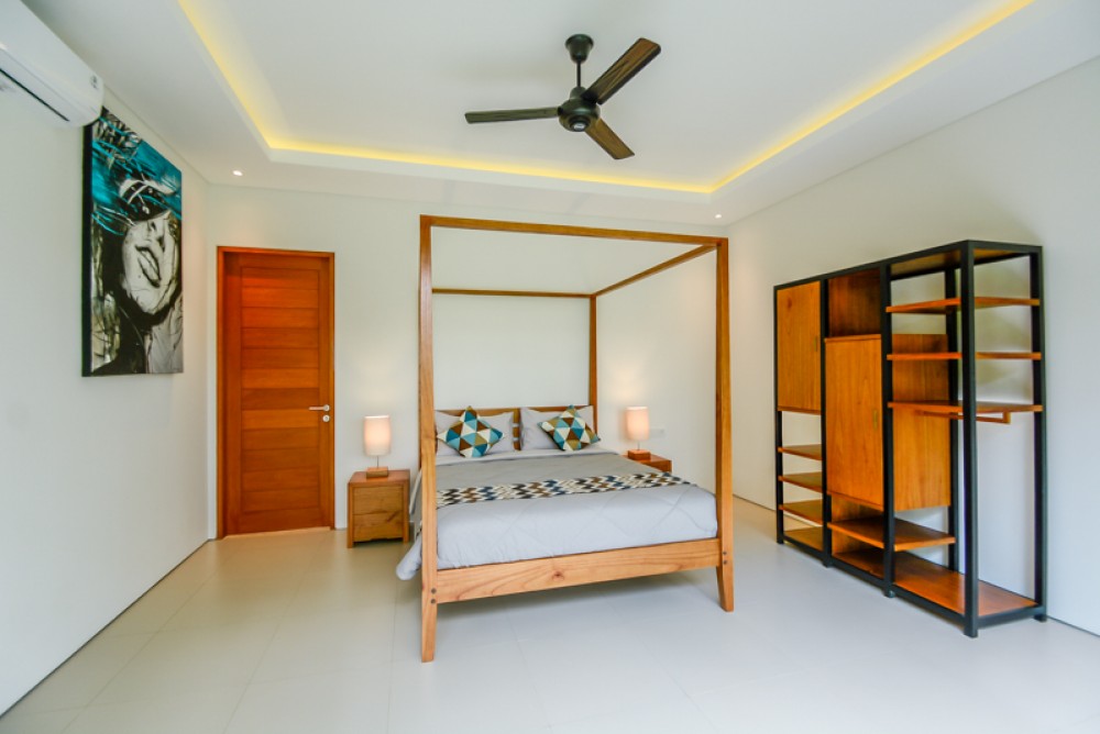 Villa Modern Tiga Kamar Tidur Baru Dijual di Ubud