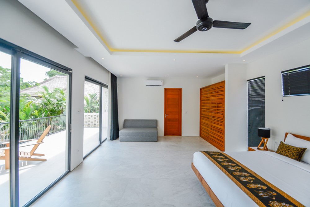 Villa Modern Tiga Kamar Tidur Baru Dijual di Ubud
