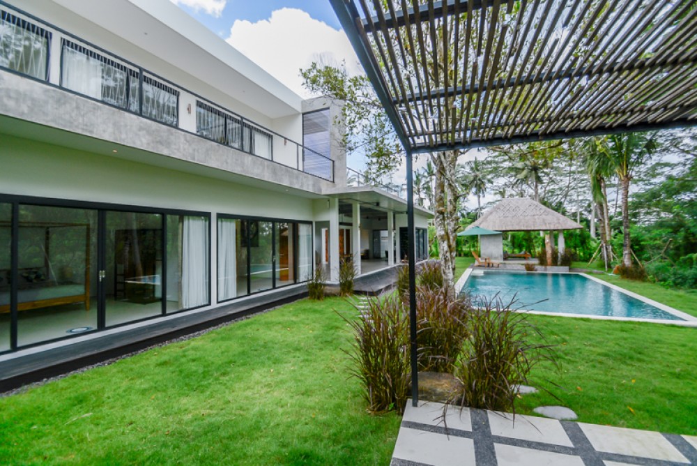 Brand New Three Bedrooms Modern Villa for Sale in Ubud