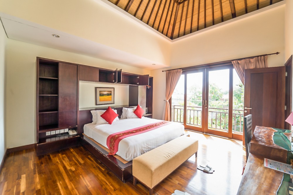 Villa Cantik Dengan Pemandangan Luar Biasa Dijual di Canggu