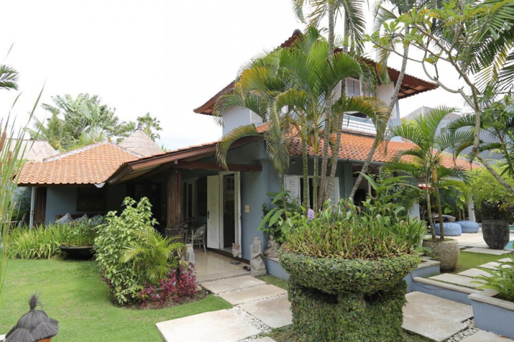 Beautiful Two Level Complex Villa for Sale in Seminyak