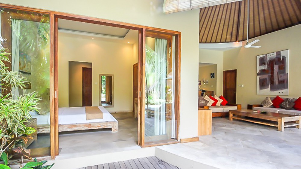 Lokasi terbaik gaya tradisional villa dijual di Umalas