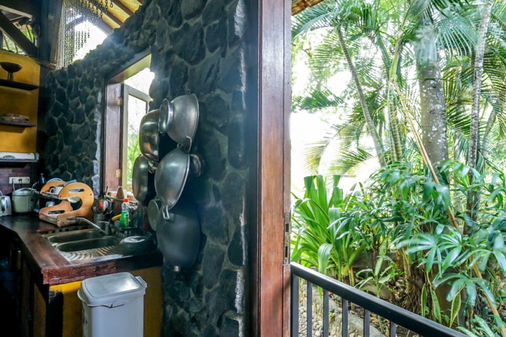 Traditional Freehold Villa with Spacious Land for Sale in Canggu