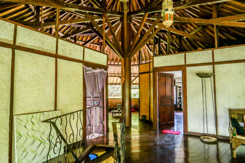 Traditional Freehold Villa with Spacious Land for Sale in Canggu