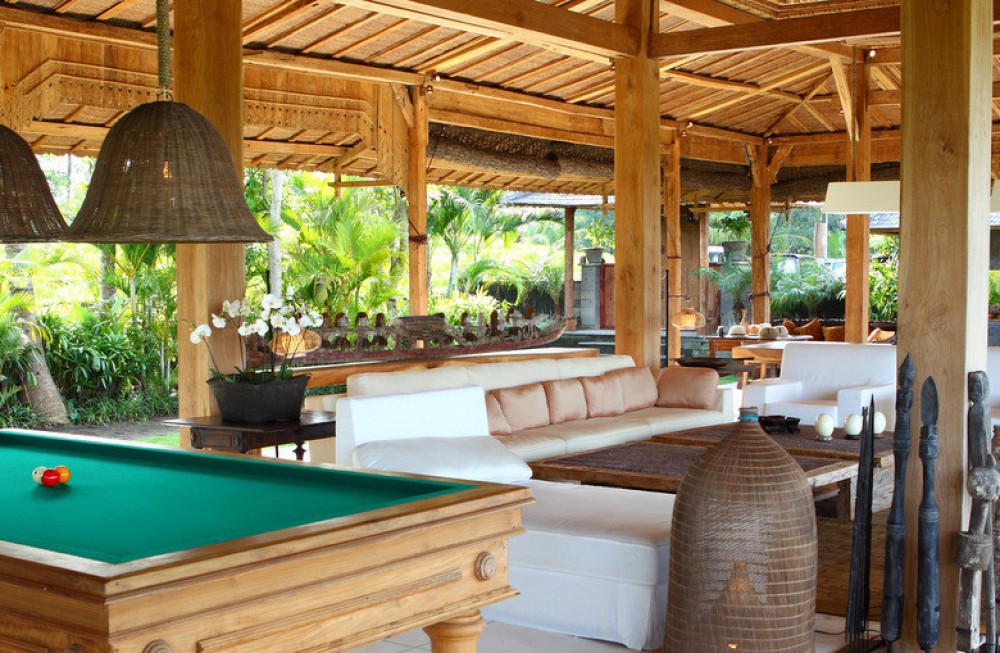 Villa de luxe avec un terrain spacieux à vendre à Tabanan