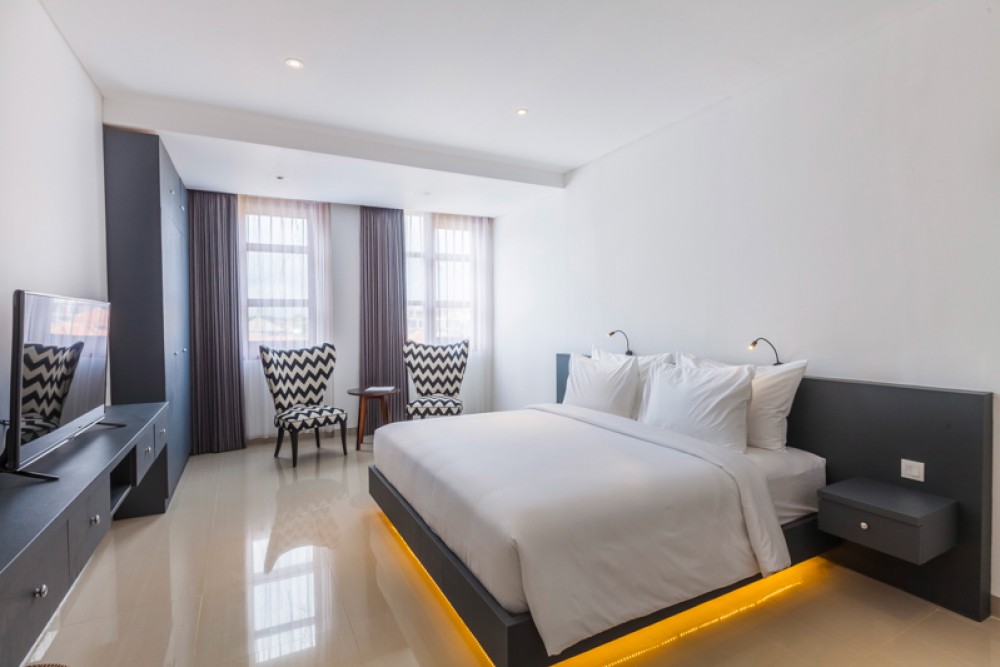 Apartemen Tiga Kamar Tidur Pemandangan Laut yang Indah Dijual di Seminyak