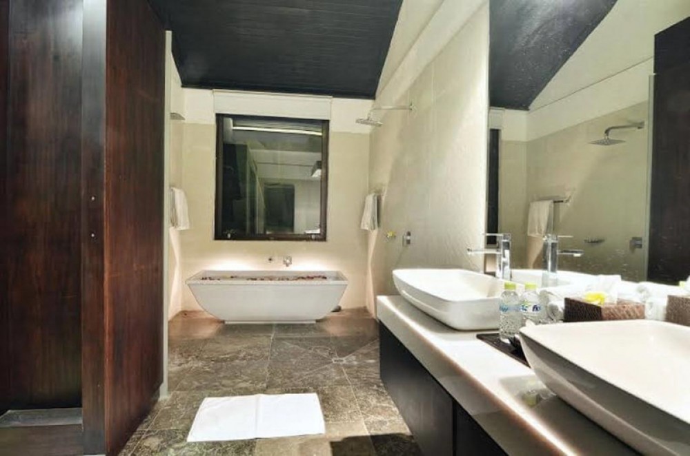 Nouveau luxe Freehold Villa à vendre à Oberoi