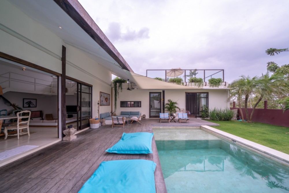 Villa Cantik yang Menakjubkan dengan Nilai Terbaik untuk Dijual di Canggu