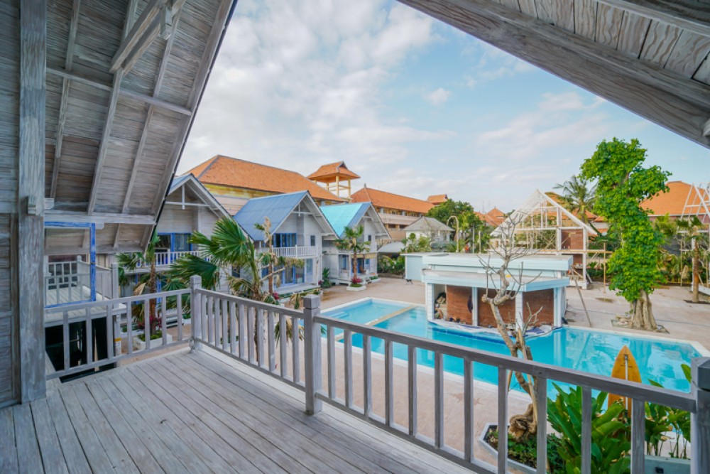 Villa en bois de charme et à distance de marche de la plage à vendre à Legian