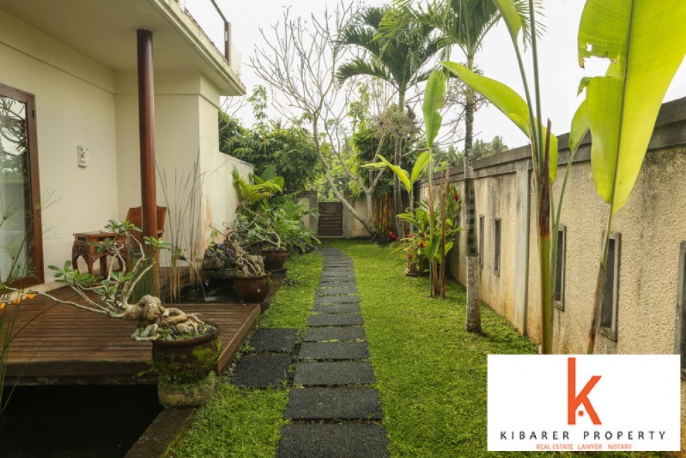 Beautiful Villa Surrounded Rice Fields with Spacious Land for Sale in Ubud