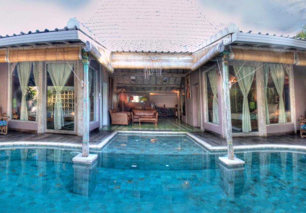 Belle opportunité d'investissement Villa à vendre au coeur d'Oberoi Seminyak