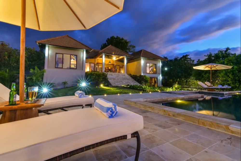 Amazing Private Residence Villa Dijual di Lovina