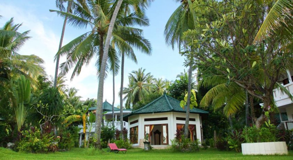 Resort au bord de la mer à vendre à Buleleng