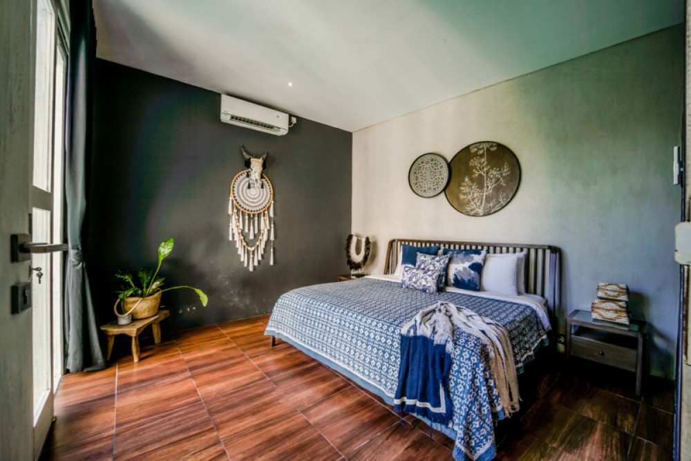 Charming Four Bedrooms Freehold Villa Dijual di Canggu