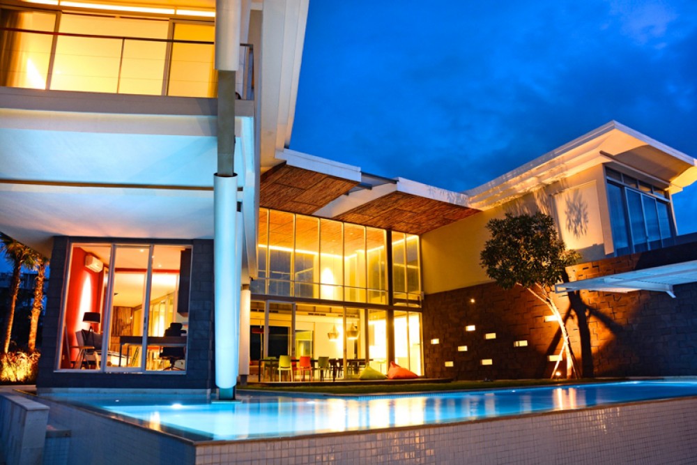 Villa moderne de luxe à vendre avec un terrain spacieux à vendre à Balangan