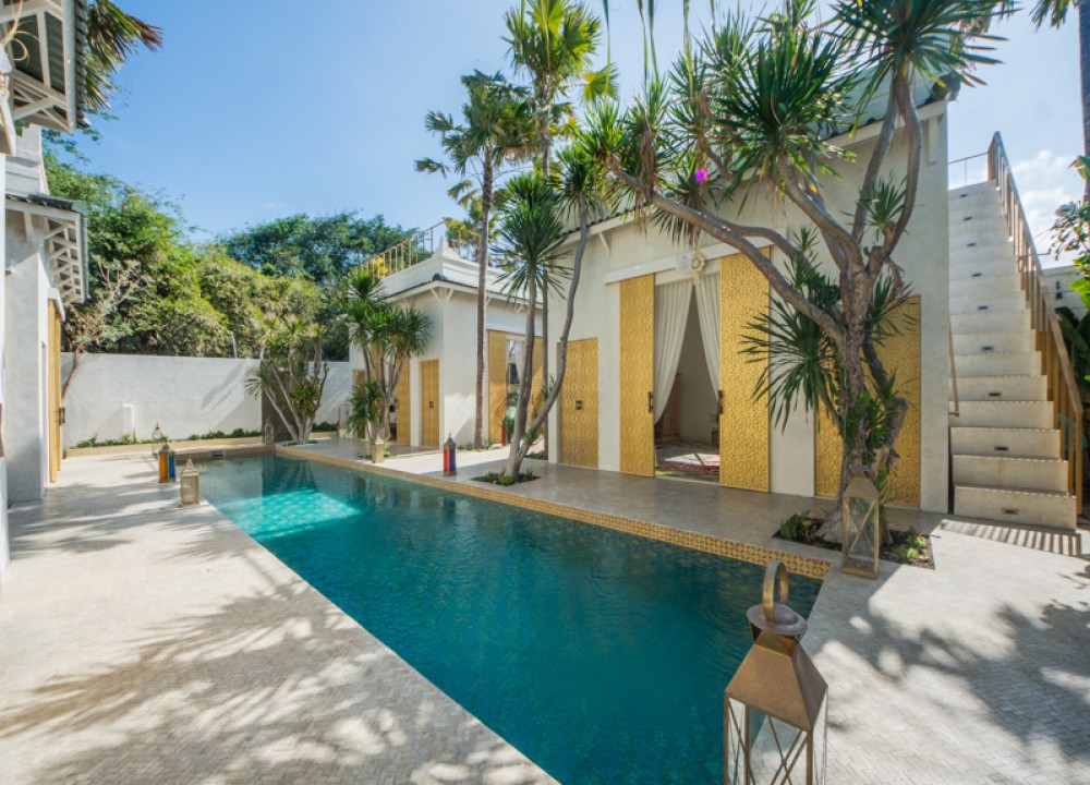 Beautiful Tropical  Style Villa for Sale in Seseh