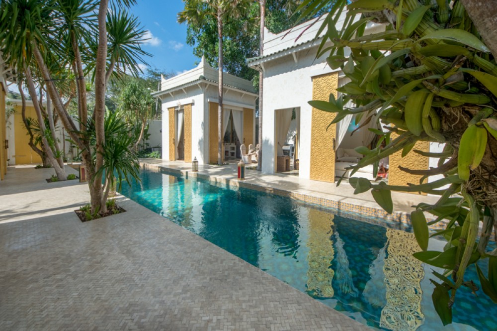 Beautiful Tropical  Style Villa for Sale in Seseh