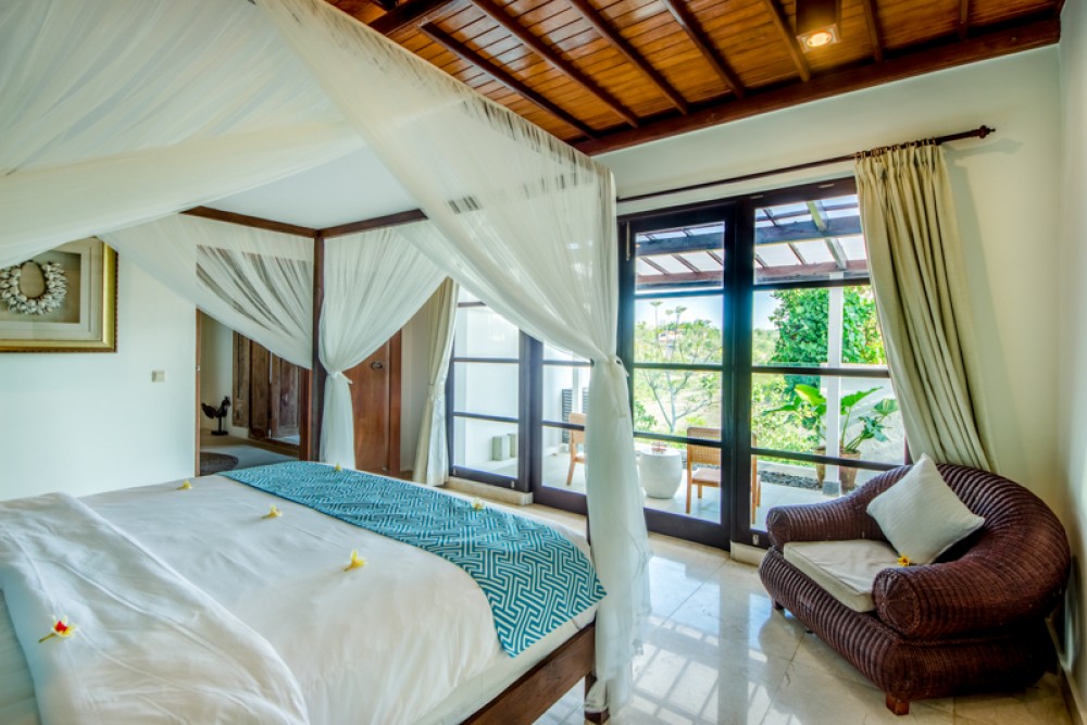 Belle villa en pleine propriété avec un terrain spacieux à vendre à Bukit