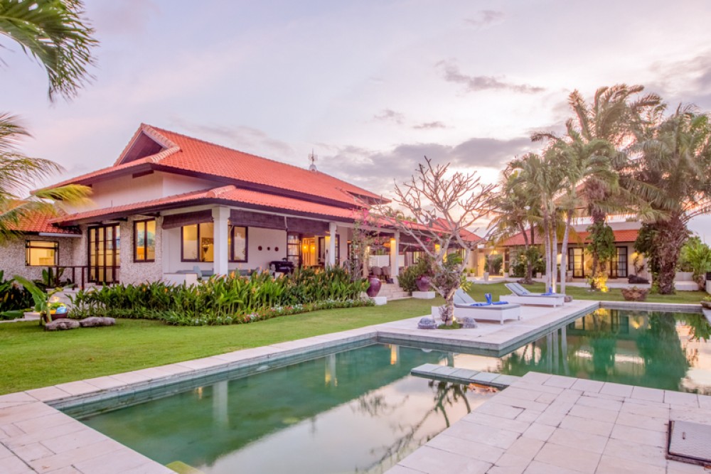 Belle villa en pleine propriété avec un terrain spacieux à vendre à Bukit