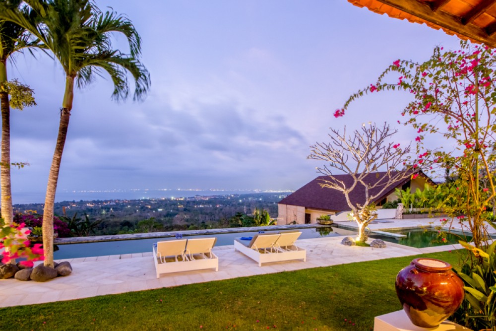 Belle villa en pleine propriété avec un terrain spacieux à vendre à Bukit