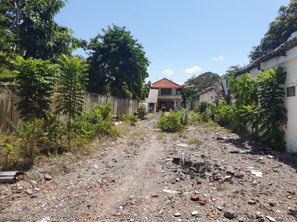 Residential freehold  land with IMB 