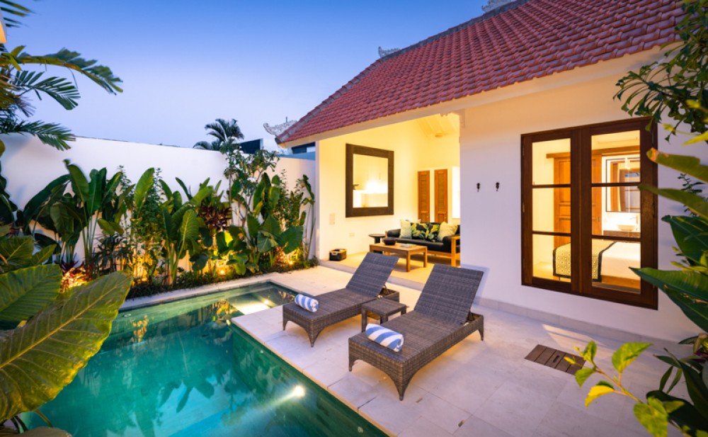 Villa Gaya dan Modern Dijual di Lokasi Utama Seminyak
