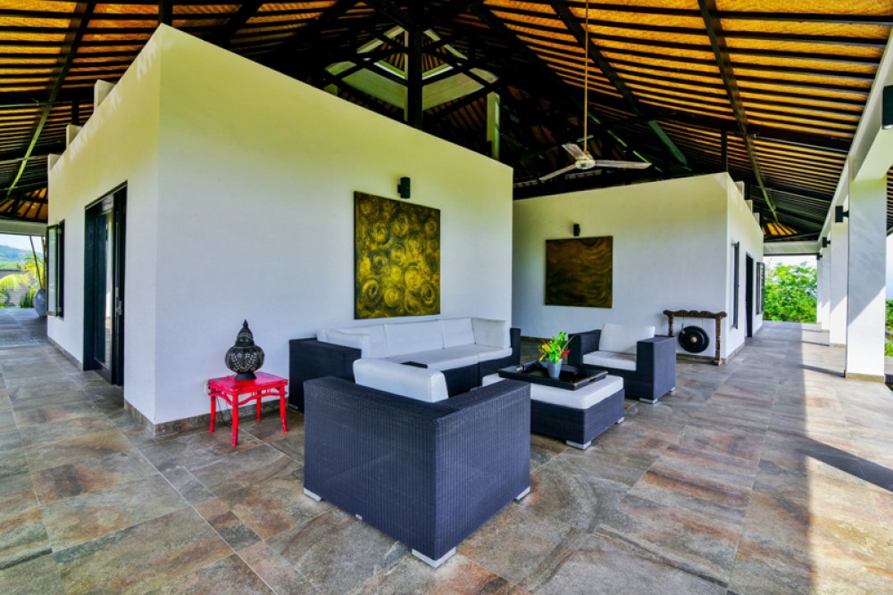 Spectaculaire spacieuse villa à vendre au nord de Bali