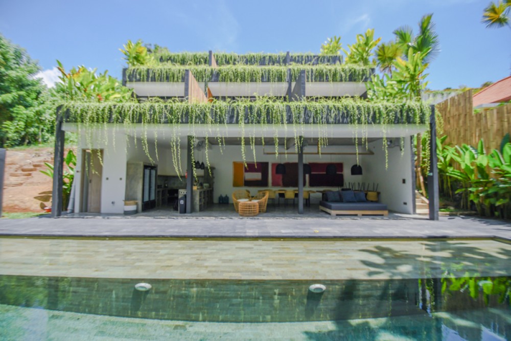 Beautiful Six Bedrooms Hotel Baru Dijual di Ubud