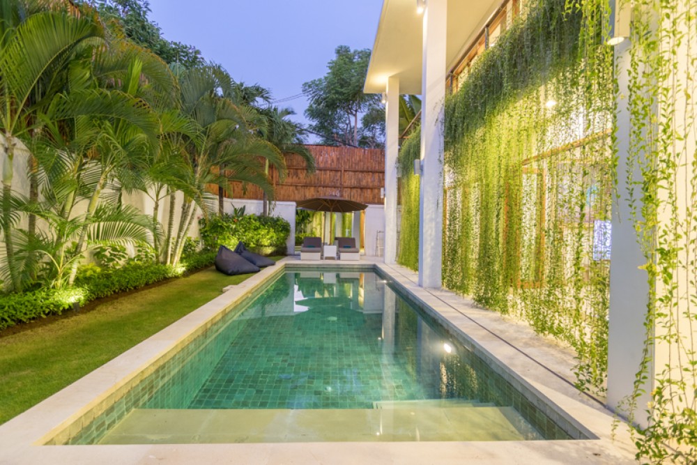 Villa Freehold Complex yang menawan dijual di Tanjungbenoa