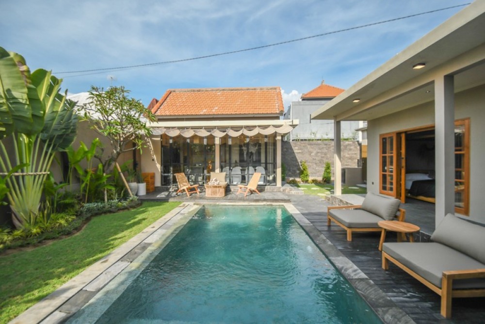 Villa Mewah Baru Tiga Kamar Tidur di Lokasi Utama Area Canggu