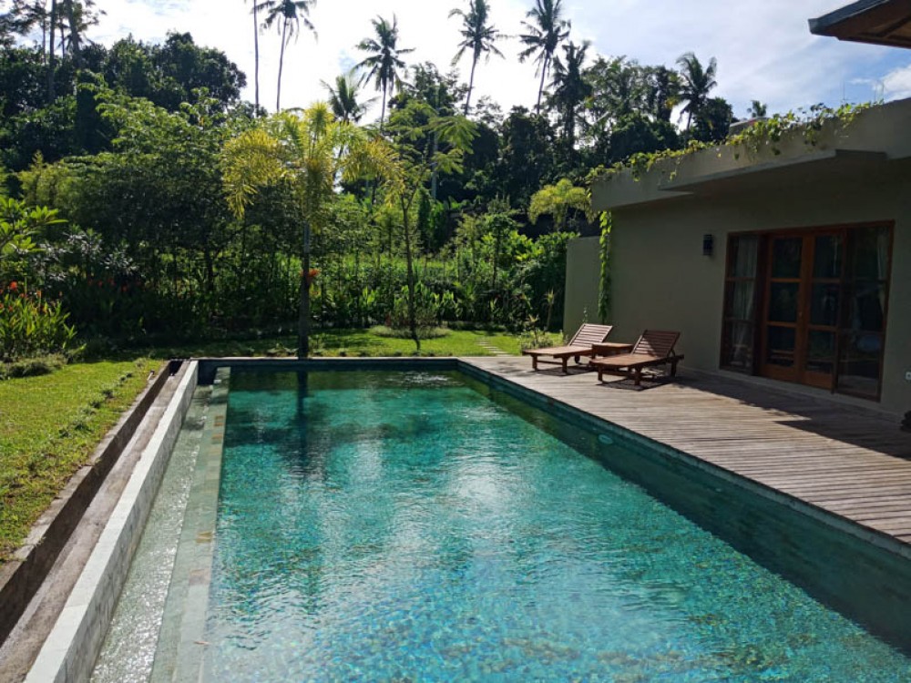 Relaxing Villa with Rice Paddies View for Sale in Gianyar