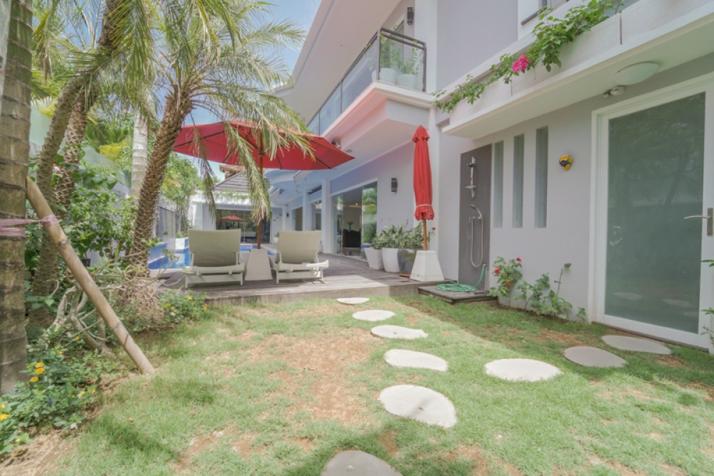 Belle villa de trois chambres en pleine propriété à vendre à Seminyak