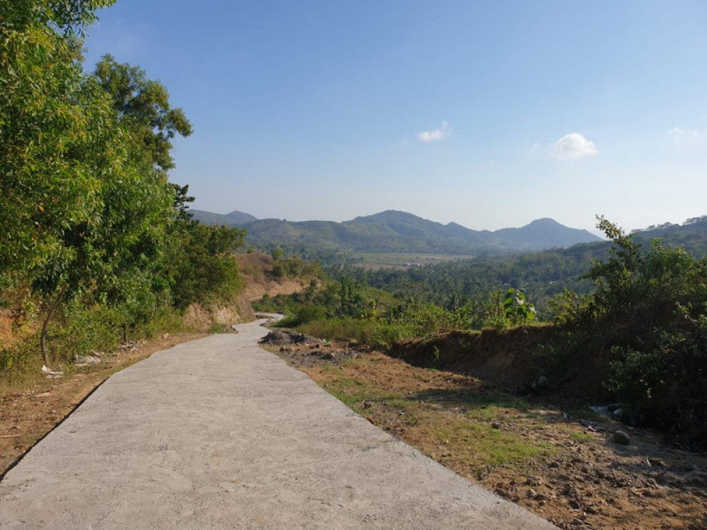 Spacious Land with Mountain View for Sale in Lombok
