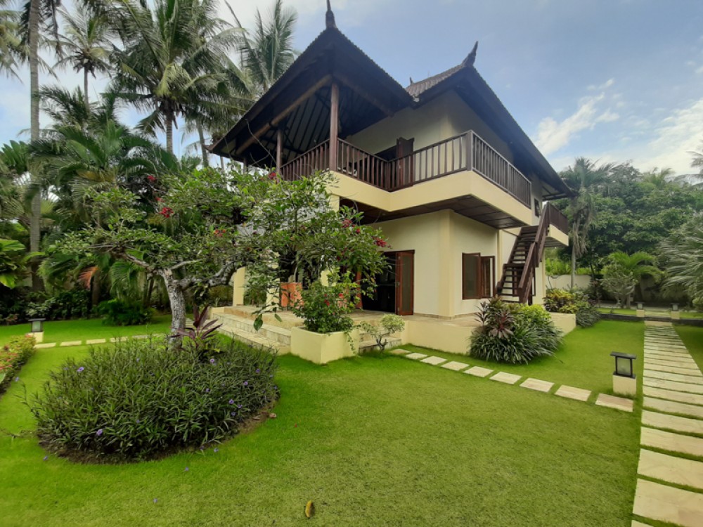 Amazing Beachfront Villa with Best Value for Sale in Buleleng