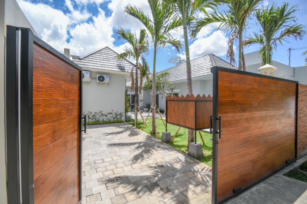 Villa Sisi Pantai Pribadi Baru Dijual di Sanur