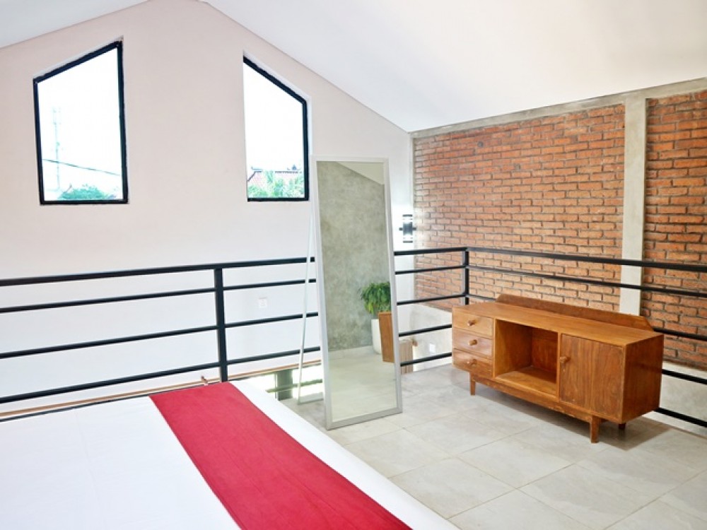 Fantastic Opportunity for Modern 1 Bedroom Leasehold Property