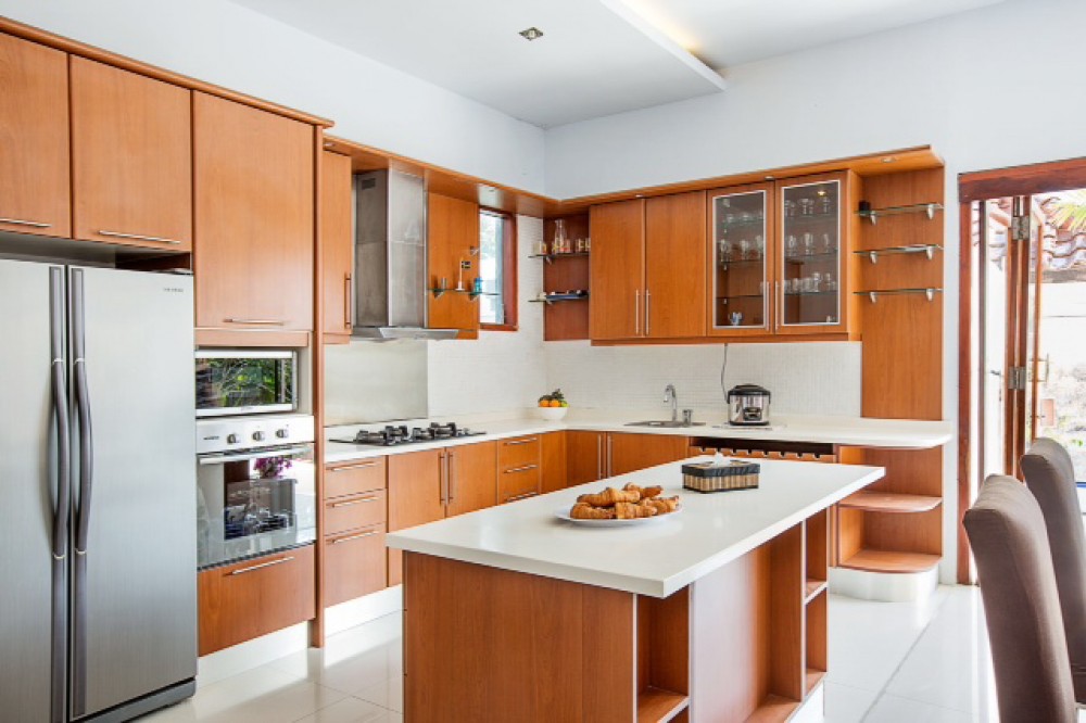 Amazing Villa With Ocean View for Sale in Balangan