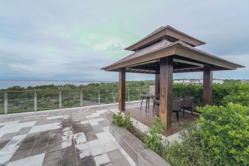 Penthouse Luar Biasa dengan Pemandangan Laut Dijual di Jimbaran