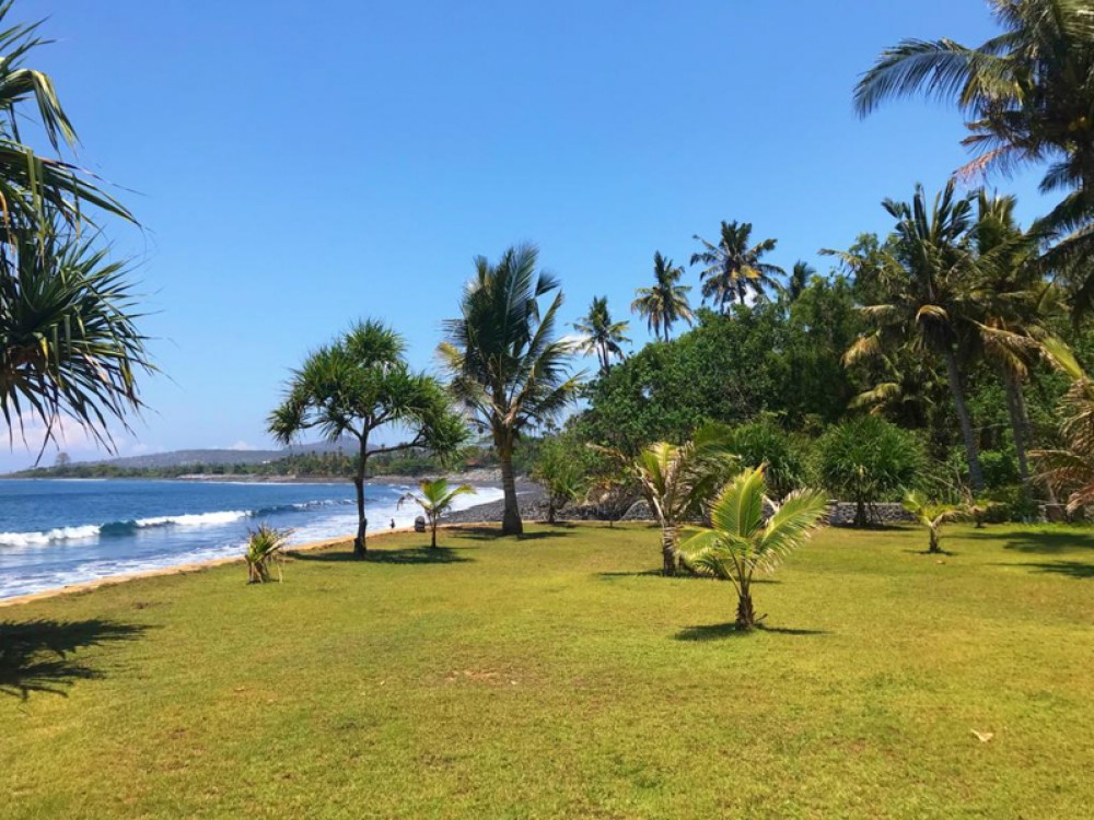 Incroyable affaire de propriété en bord de mer à vendre à Karangasem