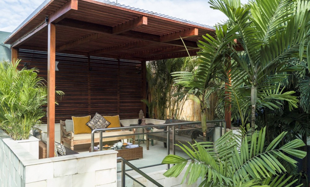 Fantastique villa moderne de trois chambres à vendre à Seminyak